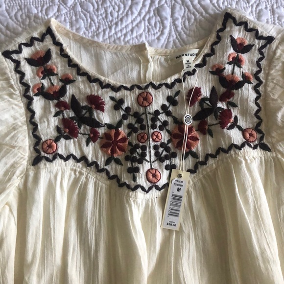 Max Studio Embroided Blouse - Picture 3 of 5